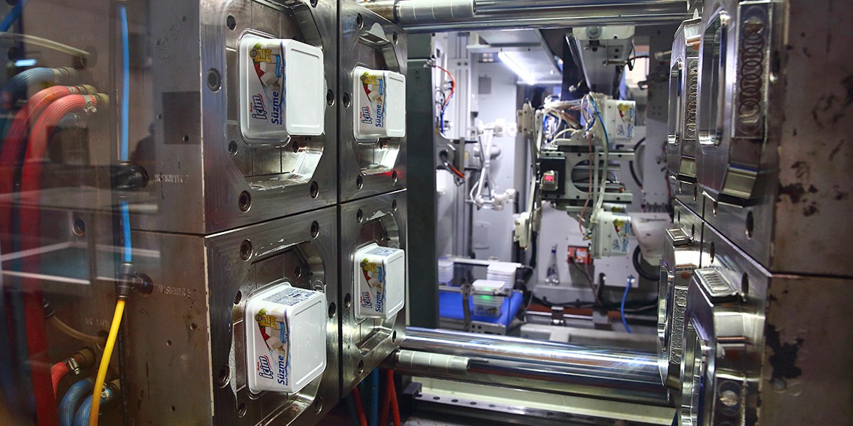IML Process - Teknika Packaging